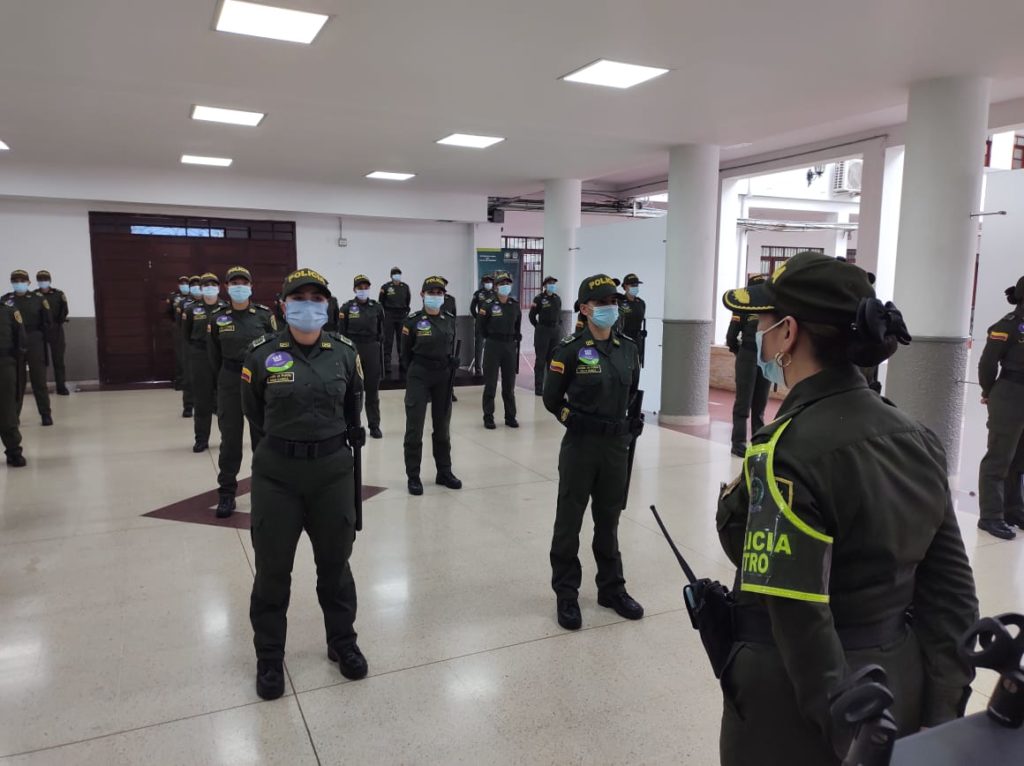 mujeres policías en Medellín Ruta Noticias