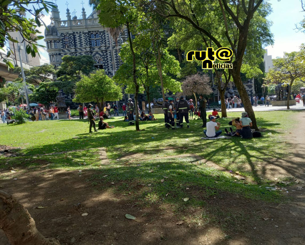 turistas extranjeros deben ser escoltados en el Parque Botero Ruta Noticias