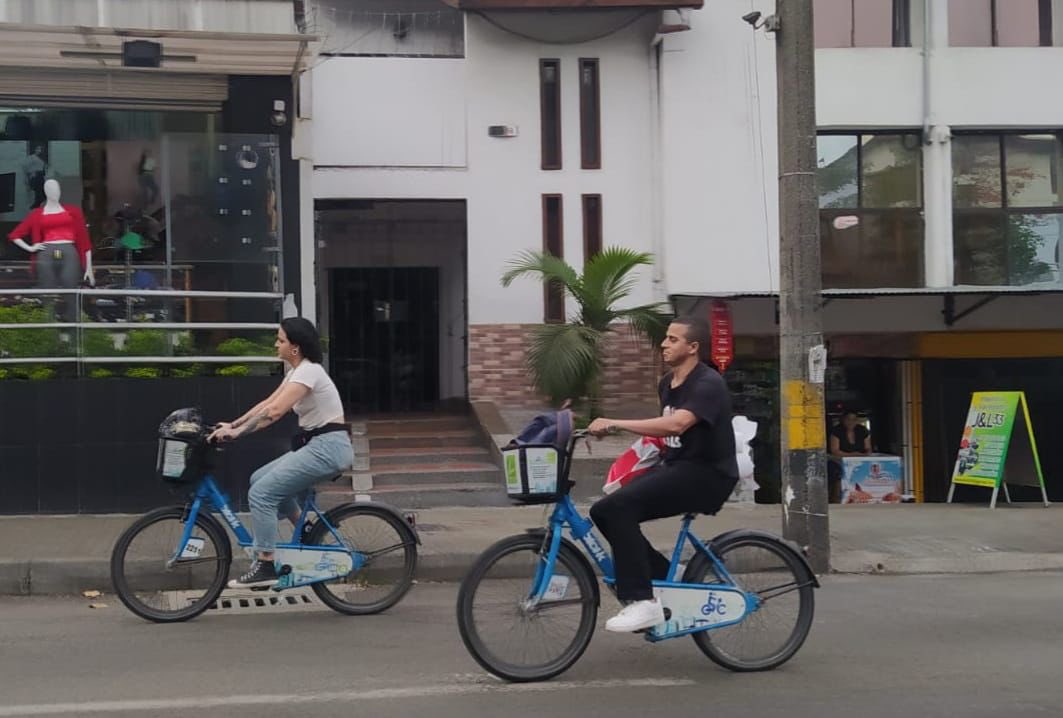 vandalizan vallas en Medellín Ruta Noticias