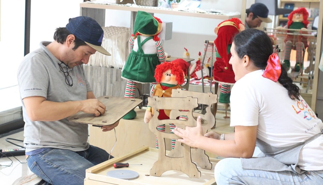 Tienda de Mis Manos crédito de Fenalco Antioquia y Crearcoop pequeños negocios Ruta Noticias