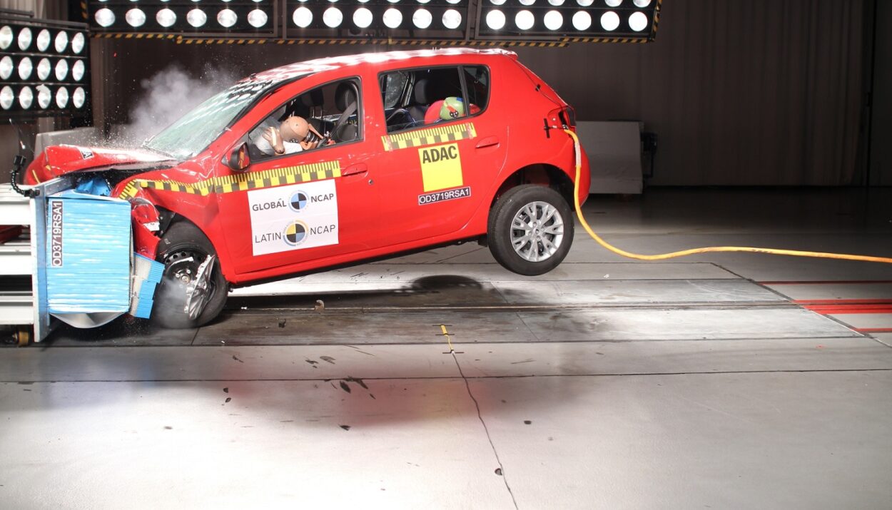 Logan/Stepway Latin NCAP Ruta Noticias