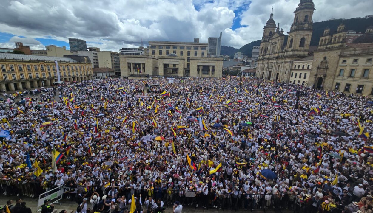 Marcha contra Gustavo Petro Ruta Noticias