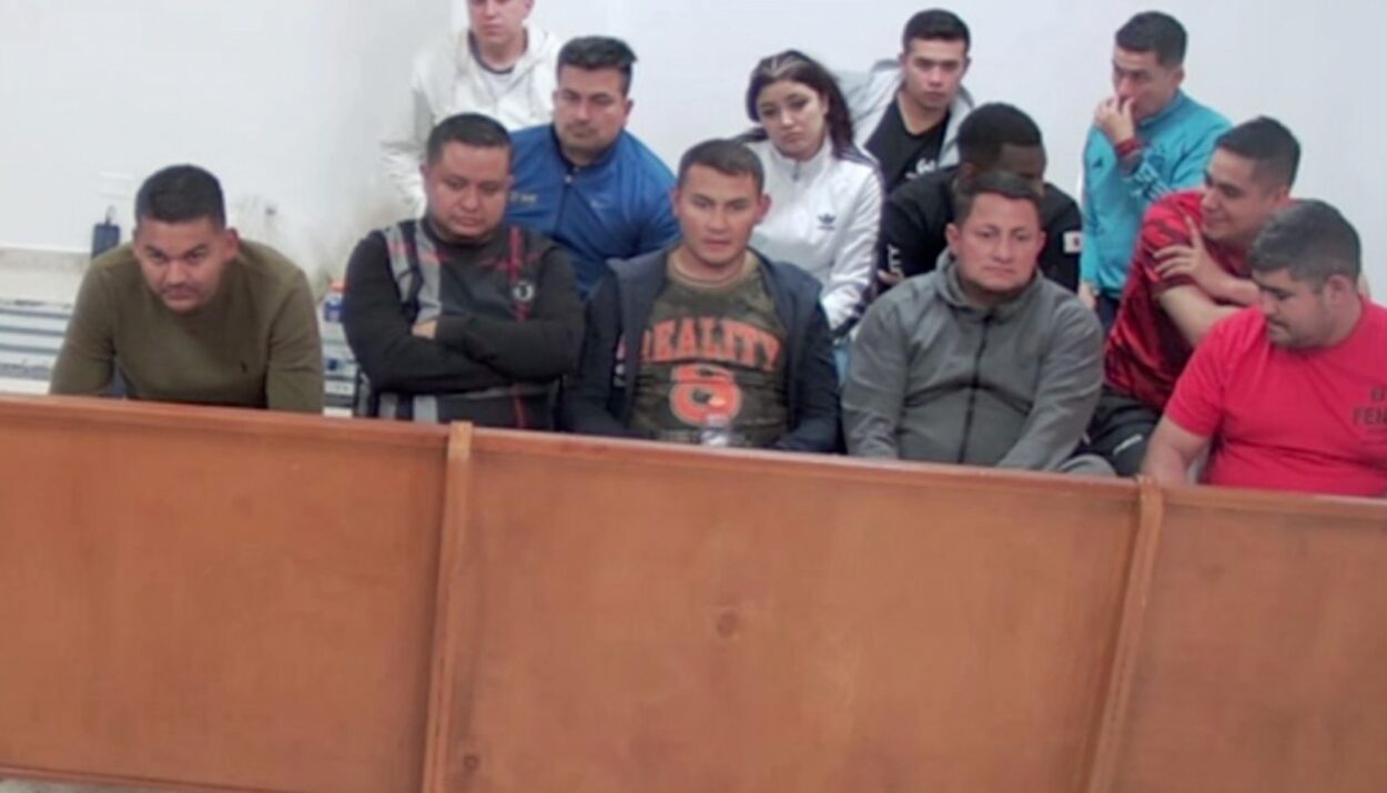 Uniformados de la Policía de Bogotá Ruta Noticias