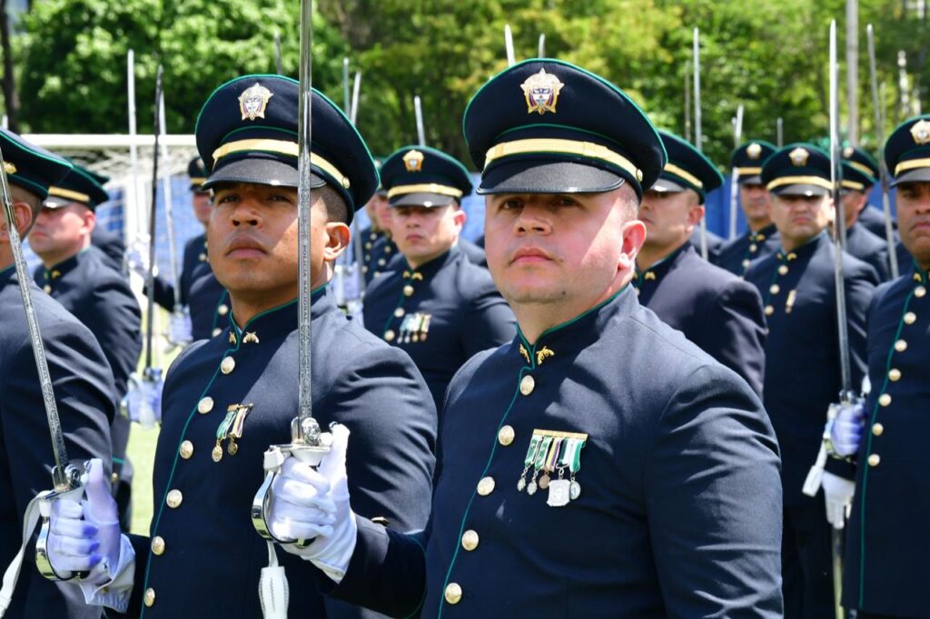 Ascenso de 1.953 policías Ruta Noticias