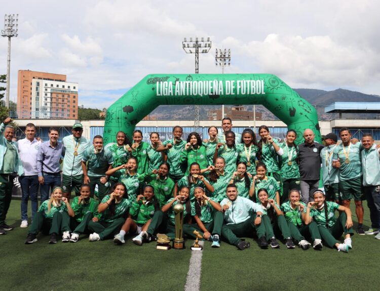 Selección Antioquia de Fútbol Femenina SUB 17 campeona Ruta Noticias