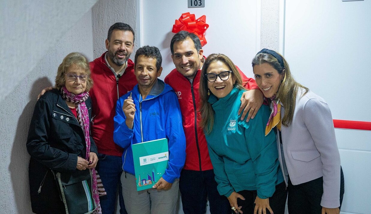 familias que vivían en zonas de alto riesgo en Bogotá Ruta Noticias