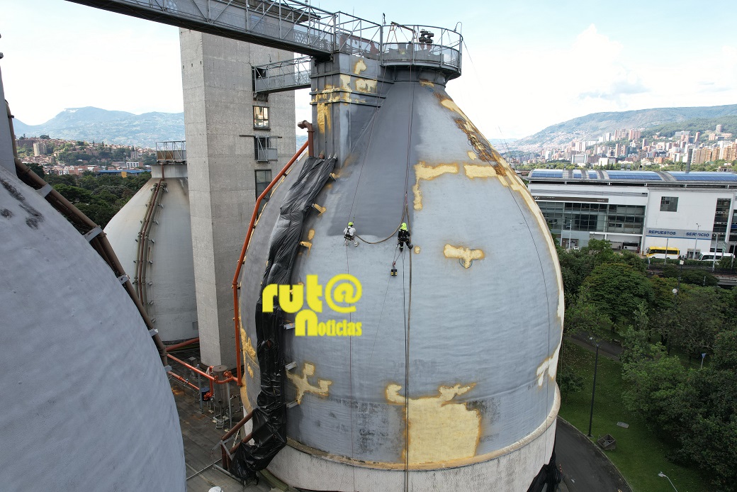 OJO al mantenimiento de Los 3 huevitos "biodigestores" de Empresas Públicas de Medellín Ruta Noticias