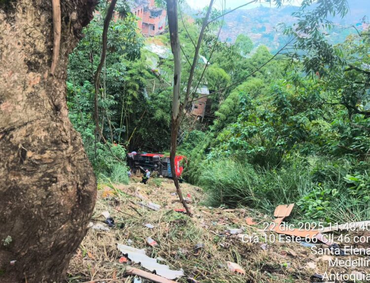 bus de transportes Santa Elena 12 heridos Ruta Noticias