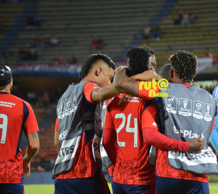 El Medellín le hizo el favor Ruta Noticias