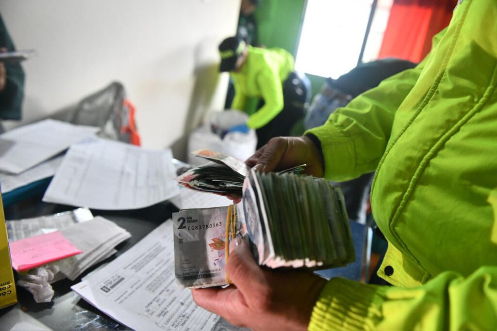 alambique en la Comuna 13 de Medellín Ruta Noticias