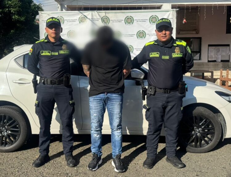 carro robado en el Cerro el Volador Ruta Noticias