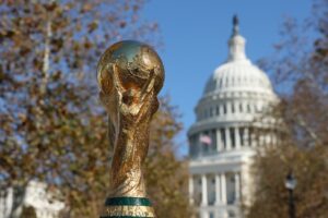El trofeo de la Copa Mundial de la FIFA 2026 las 48 selecciones de la Copa Mundial de la FIFA 2026 Ruta Noticias