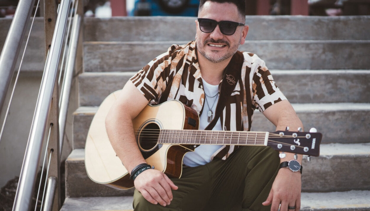 Cantautor colombiano Manu Ruta Noticias