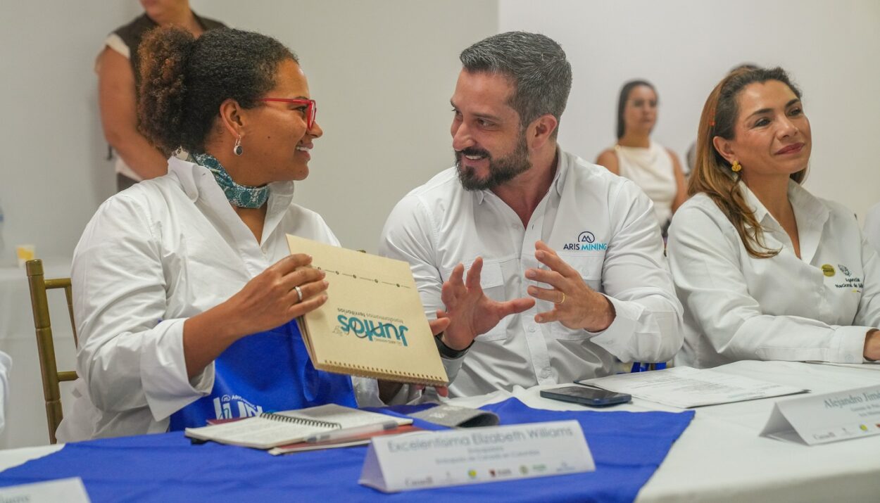 La embajadora de Canadá, Elizabeth Williams Ruta Noticias