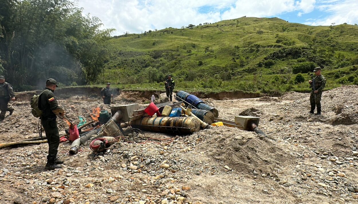 Operativo contra la minería ilegal en el Río Nare Ruta Noticias