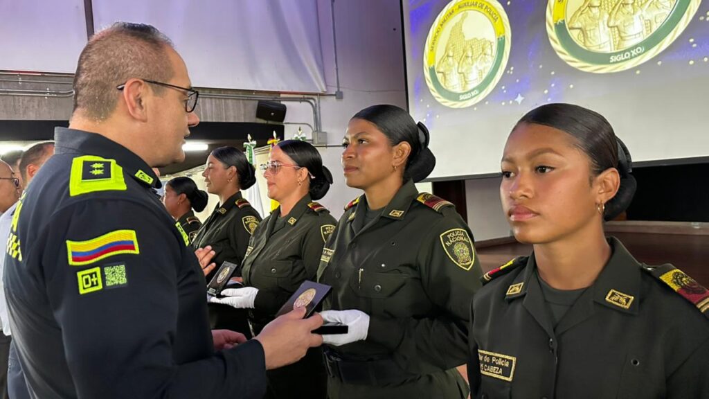 nuevos Auxiliares de Policía Ruta Noticias