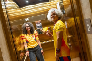 Carlos El Pibe Valderrama y Elvira su esposa Ruta Noticias