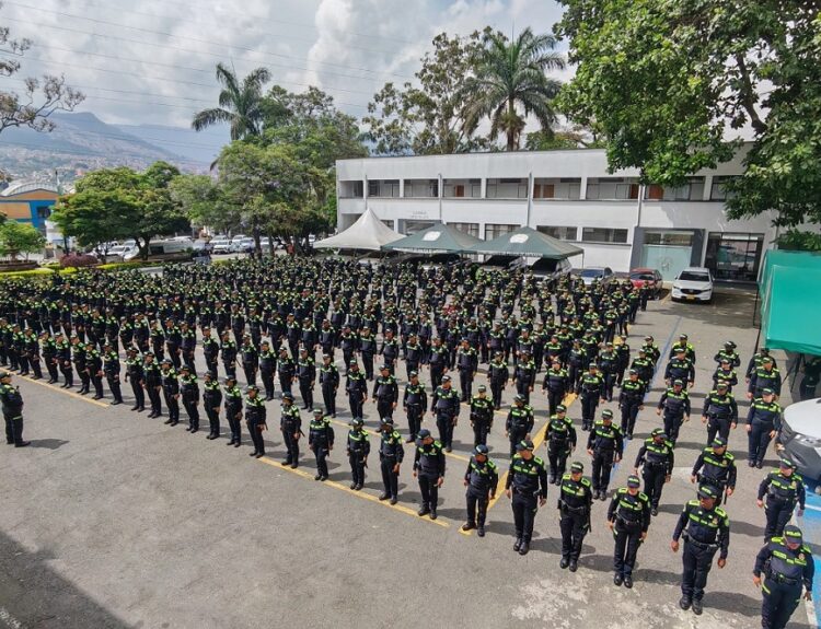 uniformados nuevos en la Policía Antioquia Ruta Noticias