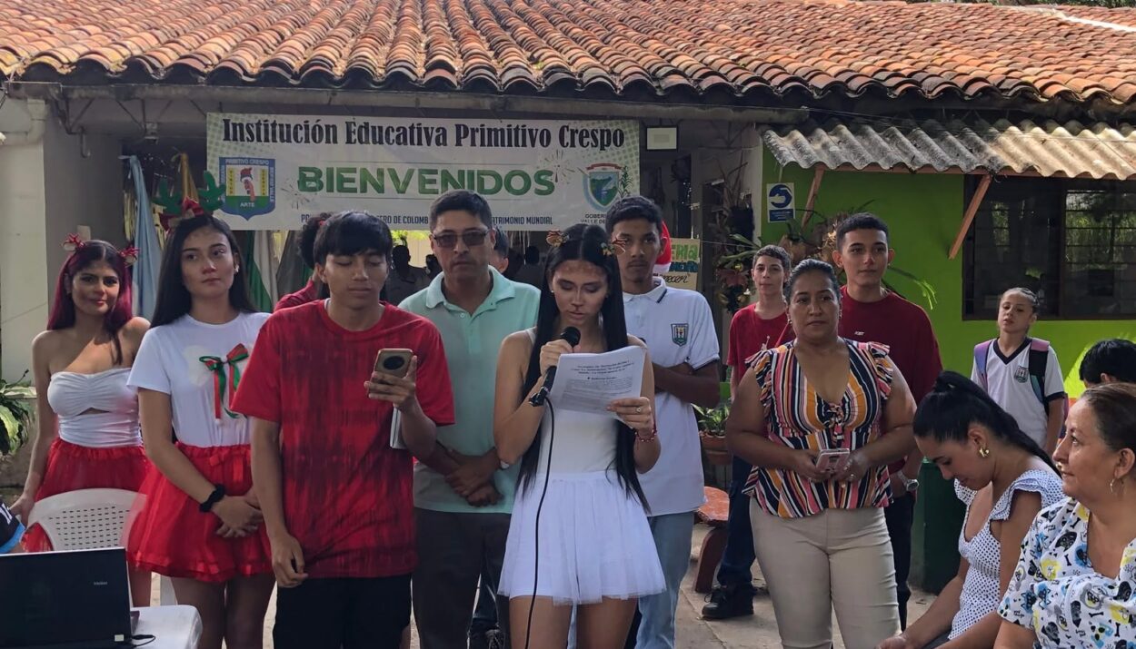 el Colegio Primitivo Crespo de Riofrío Valle Ruta Noticias