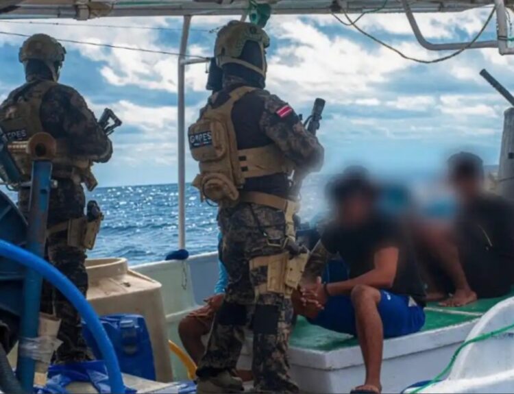 decomisan 710 kilos de cocaína liquida en Costa Rica ruta Noticias