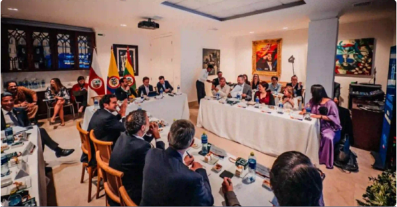 Gabinete de Abelardo De La Espriella Ruta Noticias