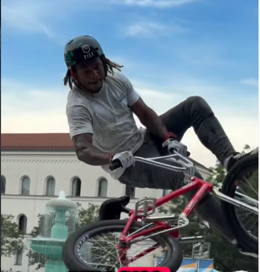 Juan Caicedo BMX Freestyle YB_Studio Ruta Noticias