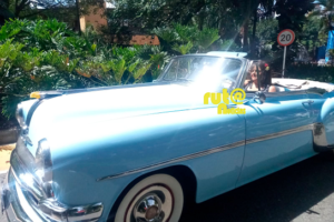 Lucía Isaza Agudelo Desfile de Autos Clásicos y Antiguos Ruta Noticias