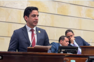 al senador Alex Flórez Ruta Noticias