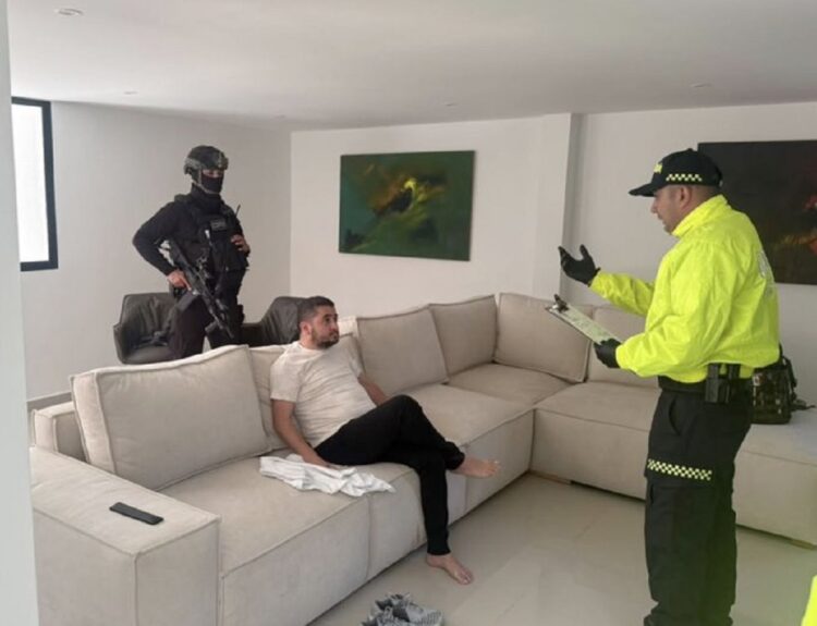 Jhony Alberto Muñoz Laverde, alias Sobri, familiar de alias 'Douglas' Ruta Noticias