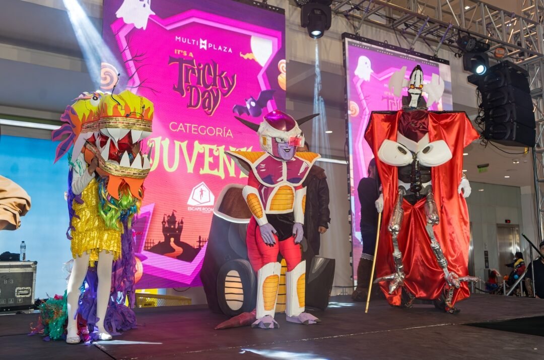Multiplaza Dulce Espeluznante desfile de disfraces Ruta Noticias