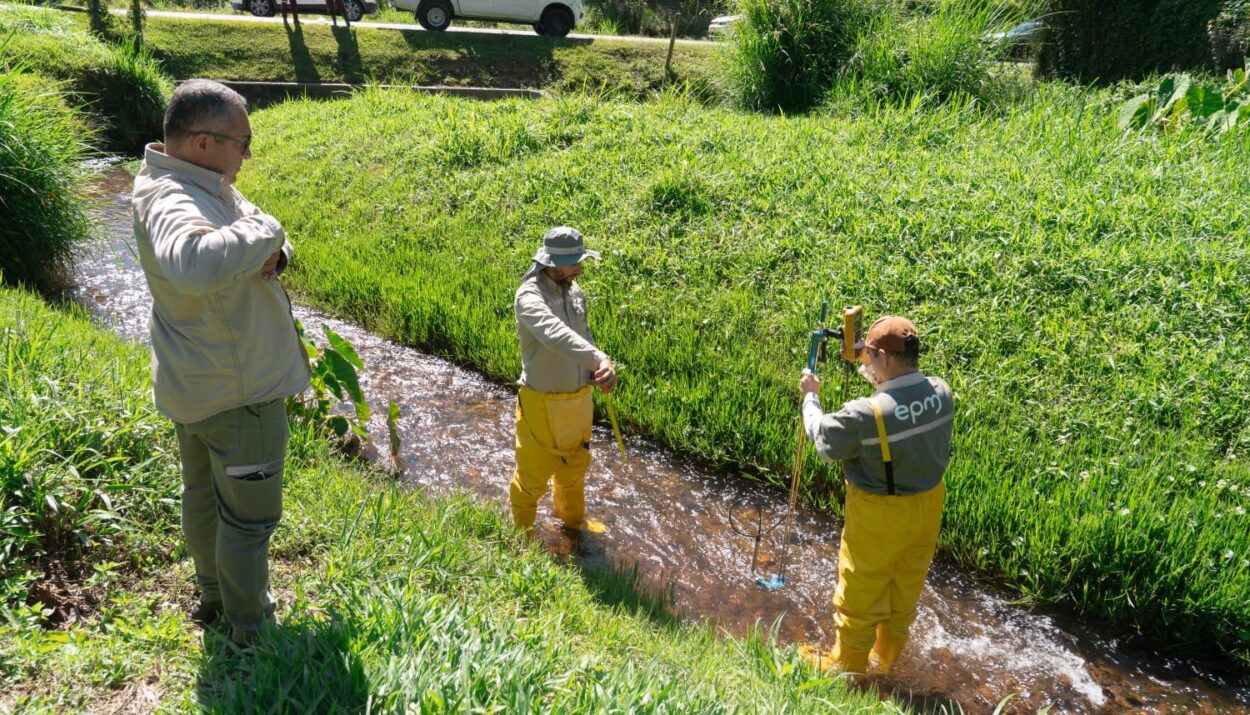 interrupciones del acueducto en Medellín Embalse Piedras Blancas Ruta Noticias
